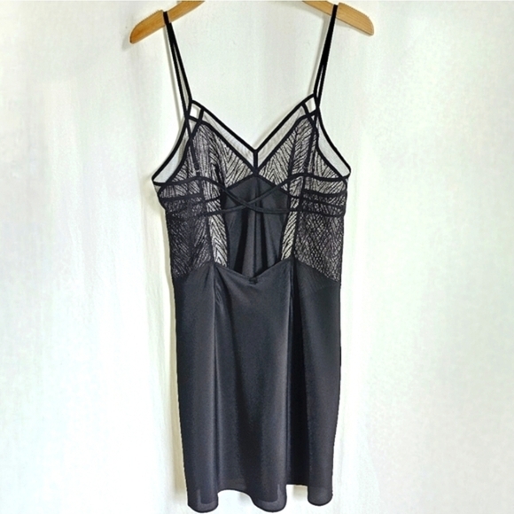 Calvin Klein Black Floral Lace Slip Dress - Picture 5 of 15